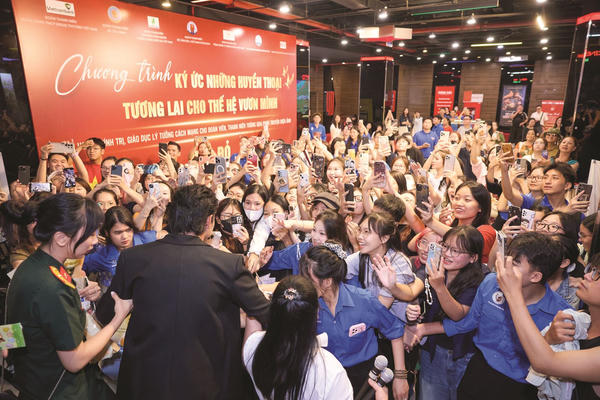 Hoàn thiện khung pháp lý để thúc đẩy công nghiệp văn hóa