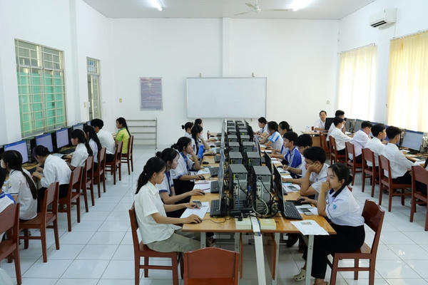 Vĩnh Long giảm gần 67% cơ sở giáo dục nghề nghiệp công lập
