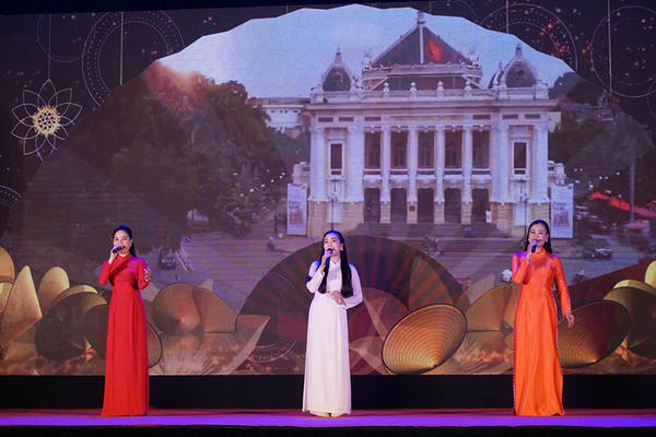 Hà Nội đưa nghệ thuật về cơ sở