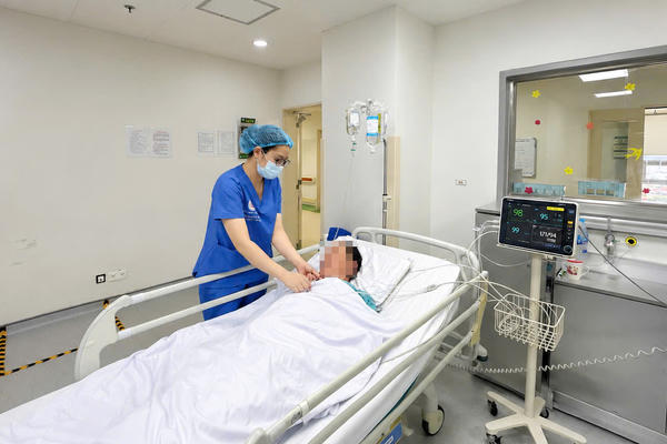 Nguy kịch vì dùng mẹo dân gian chữa bệnh