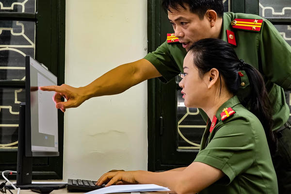 Những người bảo vệ bình yên cho nhân dân trên không gian mạng