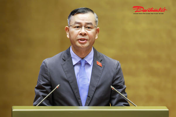 Cá nhân tại Việt Nam mua, bán hàng hóa với nước ngoài qua nền tảng thương mại điện tử phải thực hiện định danh, xác thực điện tử