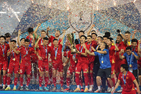 [ẢNH] Tuyển Việt Nam bảo vệ thành công ngôi vô địch ASEAN Cup 2026