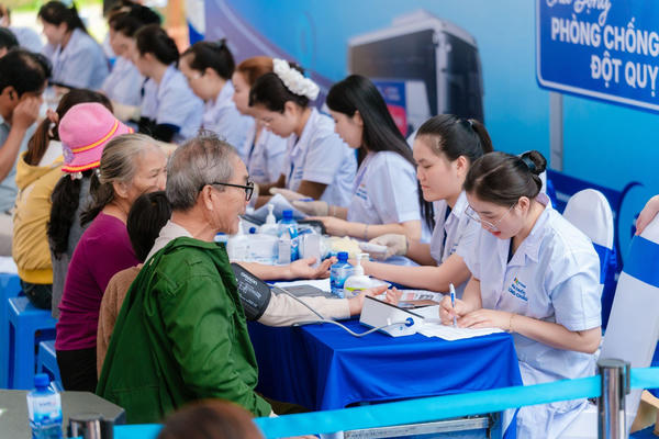Hội nghị Đột quỵ TP.HCM 2026: Long Châu đóng góp sáng kiến về mô hình dự phòng đột quỵ trong cộng đồng