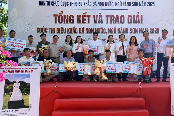 Cuộc thi điêu khắc đá Non Nước tôn vinh người thợ làng nghề 300 năm tuổi