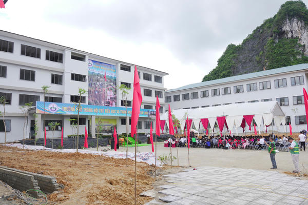 Các trường nội trú liên cấp vùng biên sẵn sàng bước vào năm học mới: 11 ngôi trường mới nơi biên cương Cao Bằng