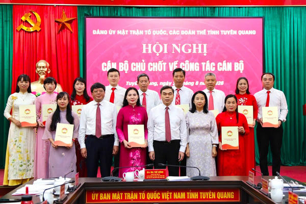 Tuyên Quang thành lập 20 chi bộ trực thuộc Đảng bộ MTTQ, các đoàn thể tỉnh