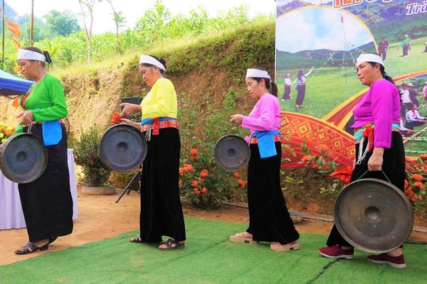 Đà Nẵng: Rộn ràng Tết Độc lập của đồng bào Mường ở Trà My