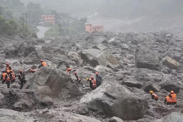 Lũ quét tại Nepal và Trung Quốc: Thông tin thêm về công dân Việt Nam mất tích