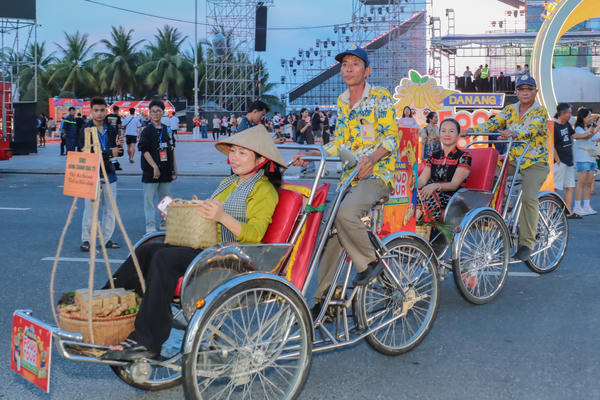 Trải nghiệm Xích lô du lịch Đà Nẵng