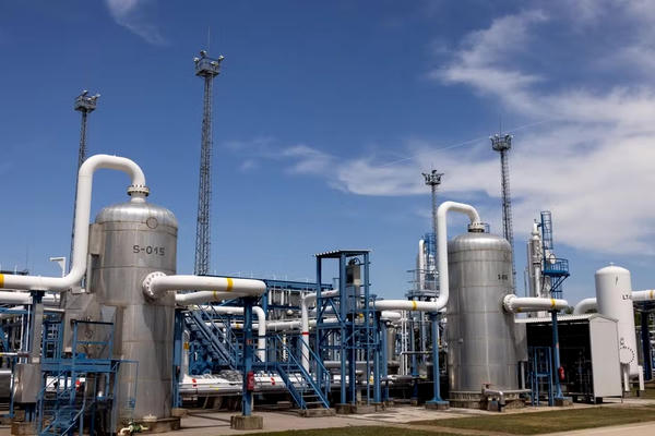 Kho dự trữ khí đốt châu Âu giảm xuống mức thấp nhất 15 năm