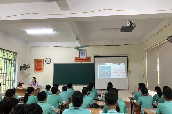 Bộ GDĐT yêu cầu không tổ chức thi học sinh giỏi, giáo viên giỏi cấp trường, cấp xã