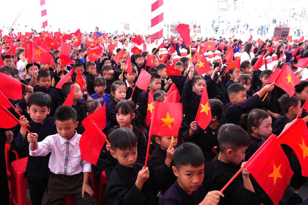 11 Trường phổ thông nội trú liên cấp vùng biên Cao Bằng khai giảng năm học mới