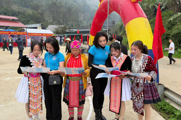 Hướng tới mục tiêu 100% HSSV tham gia BHYT