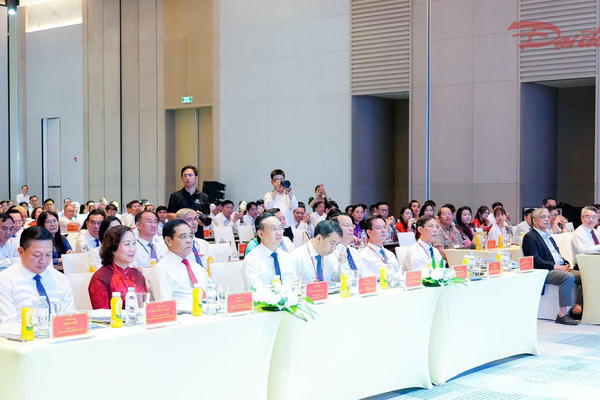 TPHCM và 8 địa phương ký kết hợp tác phát triển giai đoạn 2026-2030