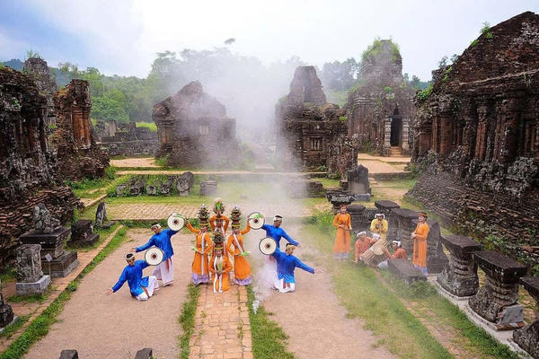 Bán đảo Sơn Trà, Khu đền tháp Mỹ Sơn vào top 11 nơi đẹp nhất Việt Nam