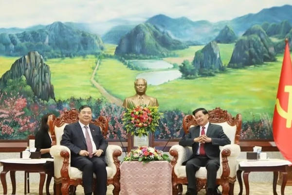Phó Thủ tướng Thường trực Chính phủ Phạm Gia Túc thăm và làm việc tại Lào