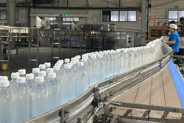 Nâng giá trị tài nguyên bản địa để mở rộng thị trường tiêu thụ