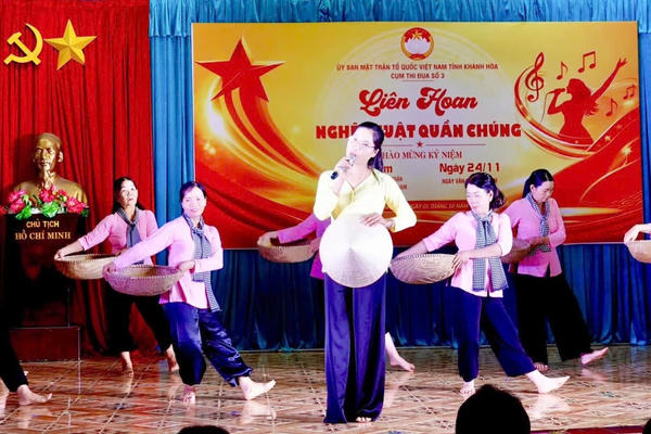 Khánh Hòa: Khép lại vòng thi các cụm Liên hoan Nghệ thuật quần chúng Mặt trận Khánh Hòa: Khép lại vòng thi các cụm Liên hoan Nghệ thuật quần chúng Mặt trận