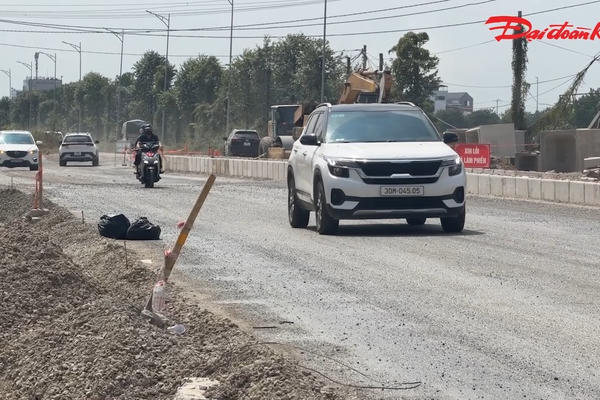 Quốc lộ 21B qua Thanh Oai tăng tốc, phấn đấu hoàn thiện trong tháng 11 Quốc lộ 21B qua Thanh Oai tăng tốc, phấn đấu hoàn thiện trong tháng 11