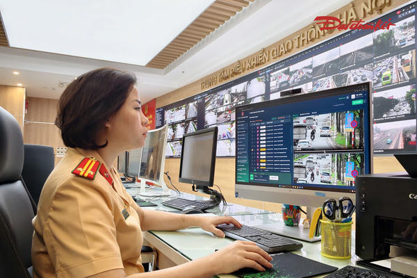 Dữ liệu thời gian thực giúp CSGT Hà Nội điều hành giao thông Dữ liệu thời gian thực giúp CSGT Hà Nội điều hành giao thông