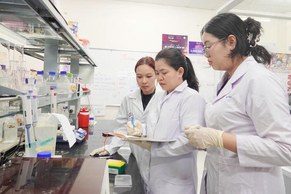 Thương mại hóa kết quả nghiên cứu ở trường đại học Thương mại hóa kết quả nghiên cứu ở trường đại học