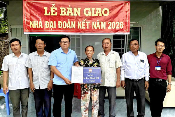 Hướng tới Tháng cao điểm vì người nghèo: Điểm tựa để người nghèo vươn lên