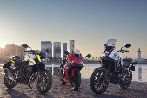 Honda Việt Nam ra mắt mô tô phân khối lớn trang bị côn điện tử