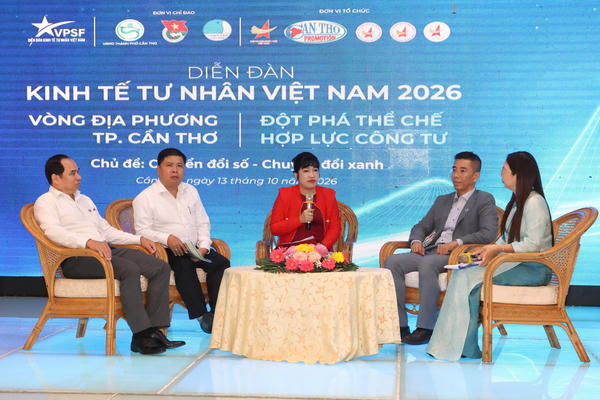 Cần Thơ thúc đẩy kinh tế tư nhân chuyển đổi số, chuyển đổi xanh