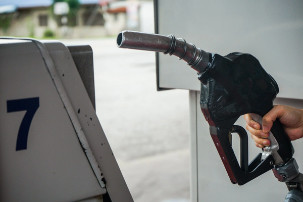 Vì sao giá diesel có thể tăng mạnh hơn dầu thô?