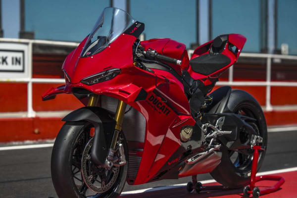 Xe máy tiền tỉ Ducati Panigale 2027 có gì hay?