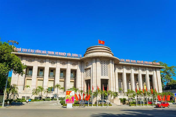 NHNN tiếp tục chỉ đạo nóng về giảm mặt bằng lãi suất