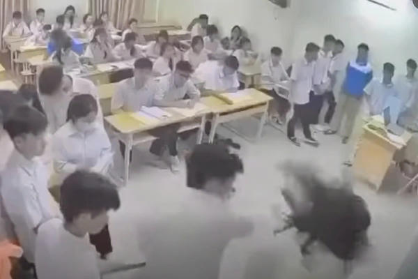 Sở GDĐT Hà Nội thông tin trước vụ học sinh lớp 12 có hành vi bạo lực với cô giáo