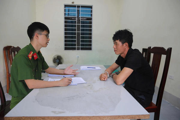 Nghệ An: Bắt đối tượng trộm vàng có 7 tiền án