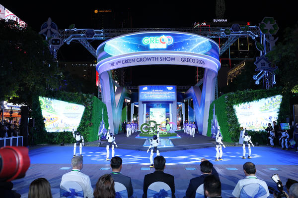 Robot hình người gây chú ý tại GRECO 2026 
