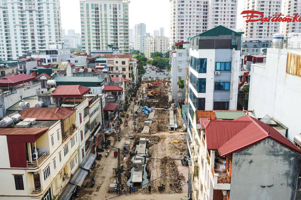 Hiện trạng thi công mở rộng ngõ 381 Nguyễn Khang, Hà Nội
