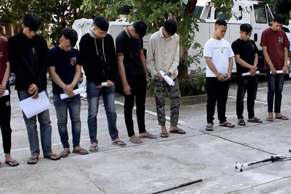 Quảng Ngãi: Khởi tố 17 đối tượng mang hung khí đi hỗn chiến để quay clip TikTok