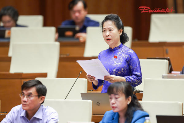 Đề nghị kiểm soát dòng tiền cọc 5% đối với bất động sản hình thành trong tương lai