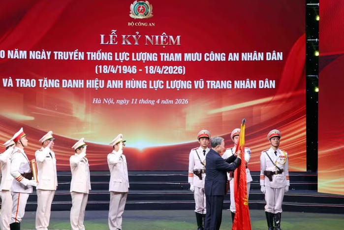 "Xây dựng lực lượng Tham mưu Công an nhân dân cách mạng, chính quy, tinh nhuệ, hiện đại"