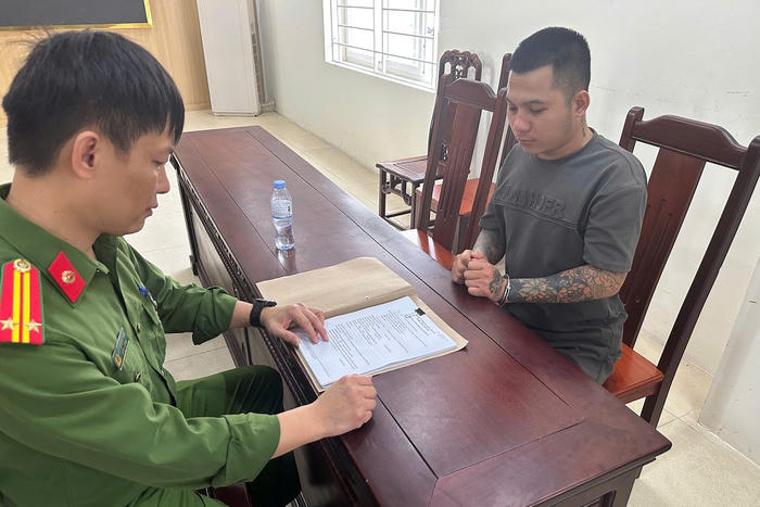 Nghệ An: Bắt giữ đối tượng truy nã chuẩn bị vượt biên lẩn trốn