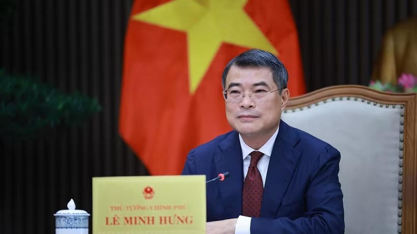 Thủ tướng đề nghị Singapore hỗ trợ xây dựng các trung tâm tài chính quốc tế