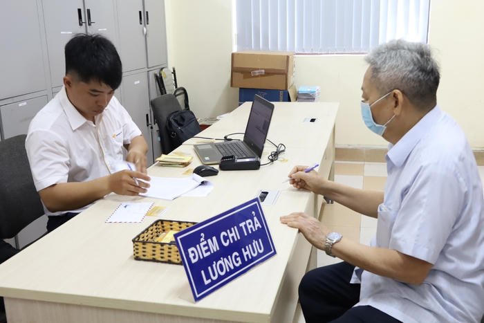 Vì sao chọn đề xuất tăng đồng loạt 8% lương hưu từ 1/7?