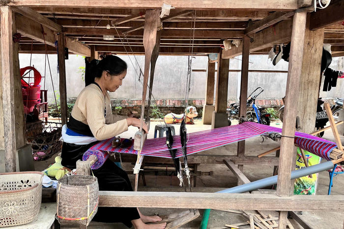 Giữ hồn thổ cẩm từ du lịch cộng đồng