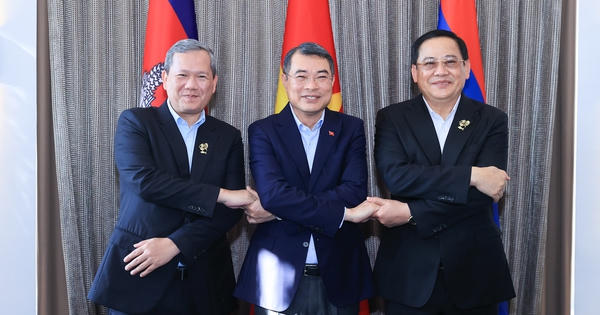 Biến 'gần gũi địa lý' thành 'lợi thế gắn kết chiến lược' giữa 3 nước Việt Nam - Campuchia - Lào