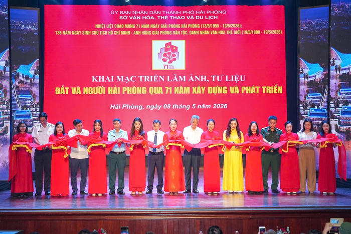 Khai mạc triển lãm ‘Đất và người Hải Phòng qua 71 năm xây dựng và phát triển'