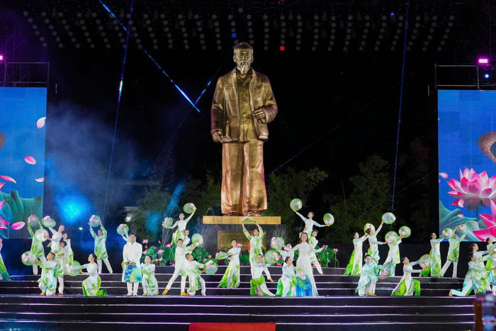 Nghệ An: Khai mạc Lễ hội Làng Sen năm 2026