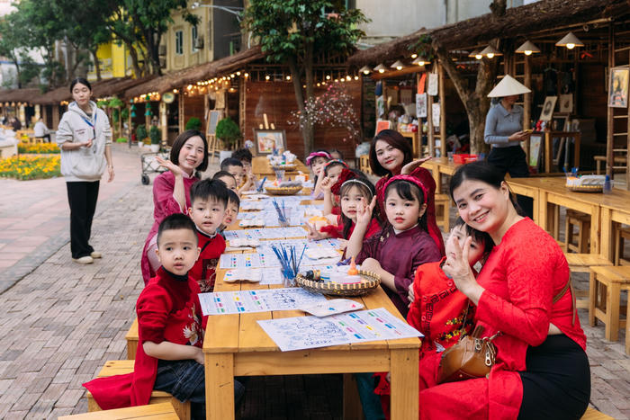 “Rong chơi” Tết Thiếu nhi tại Văn Miếu - Quốc Tử Giám