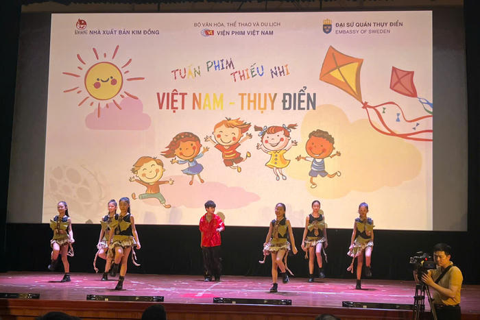Khơi mở thế giới tuổi thơ qua điện ảnh Việt Nam - Thụy Điển
