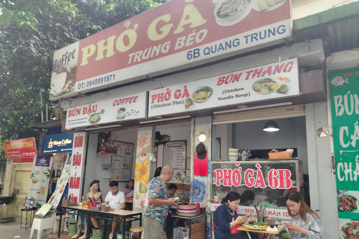 Chi phí sinh hoạt gia đình leo thang