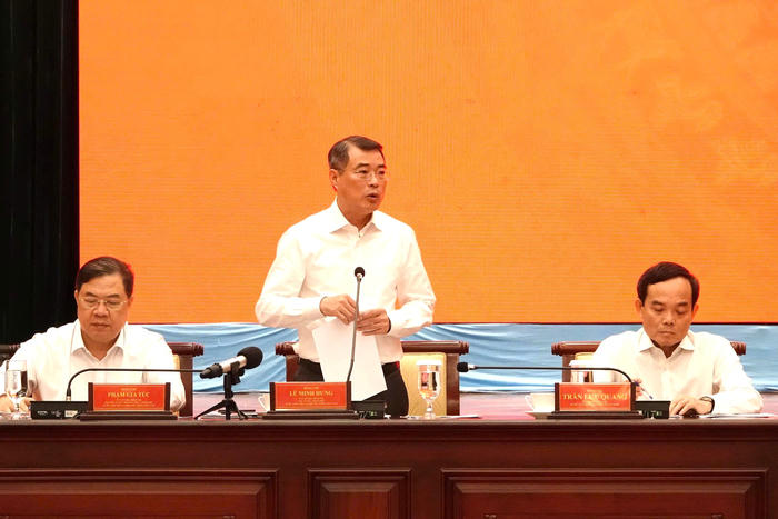 Thủ tướng làm việc với TPHCM tháo gỡ điểm nghẽn, thúc đẩy tăng trưởng hai con số